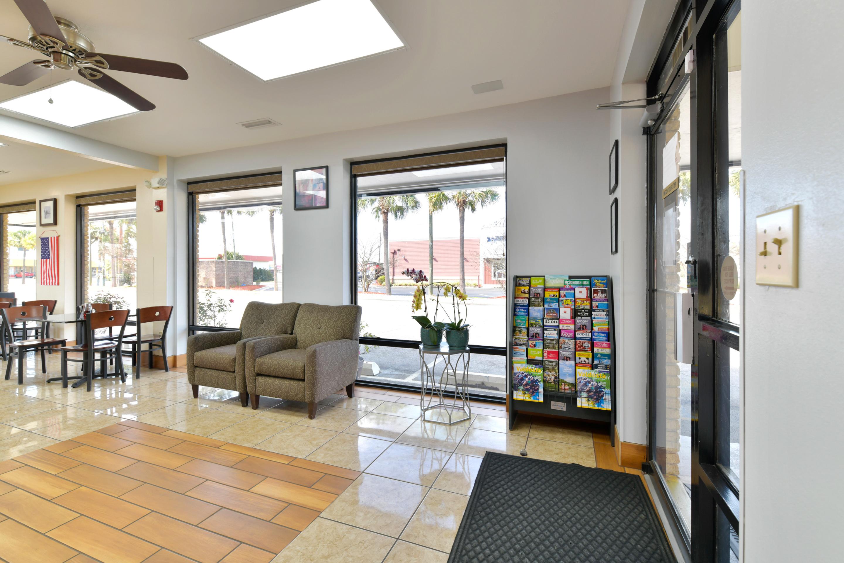 Oyo Hotel Lake Park - Valdosta Area Εξωτερικό φωτογραφία