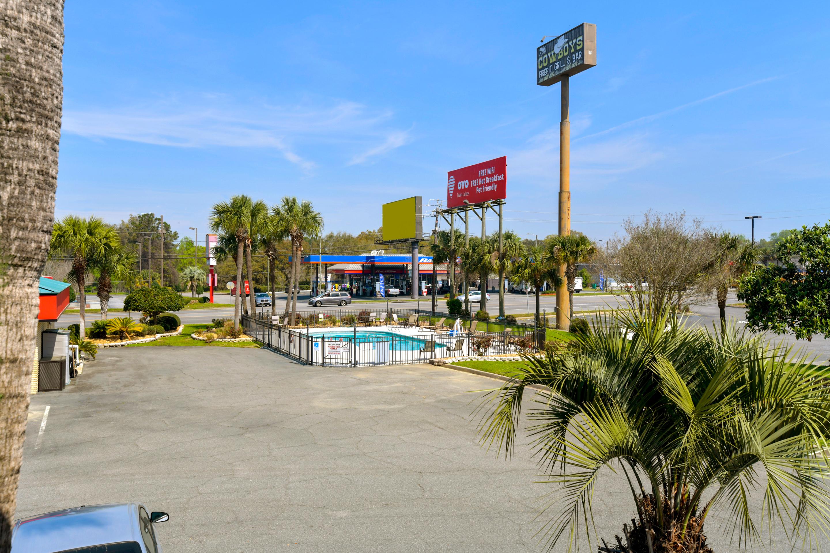 Oyo Hotel Lake Park - Valdosta Area Εξωτερικό φωτογραφία